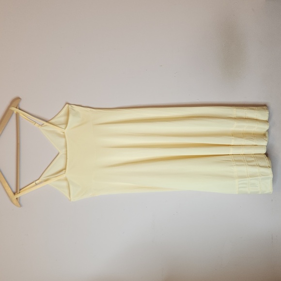 VTG LORRAINE Women’s Lace Trim Full Slip Nightgown, size 36 Tall - Picture 4 of 12